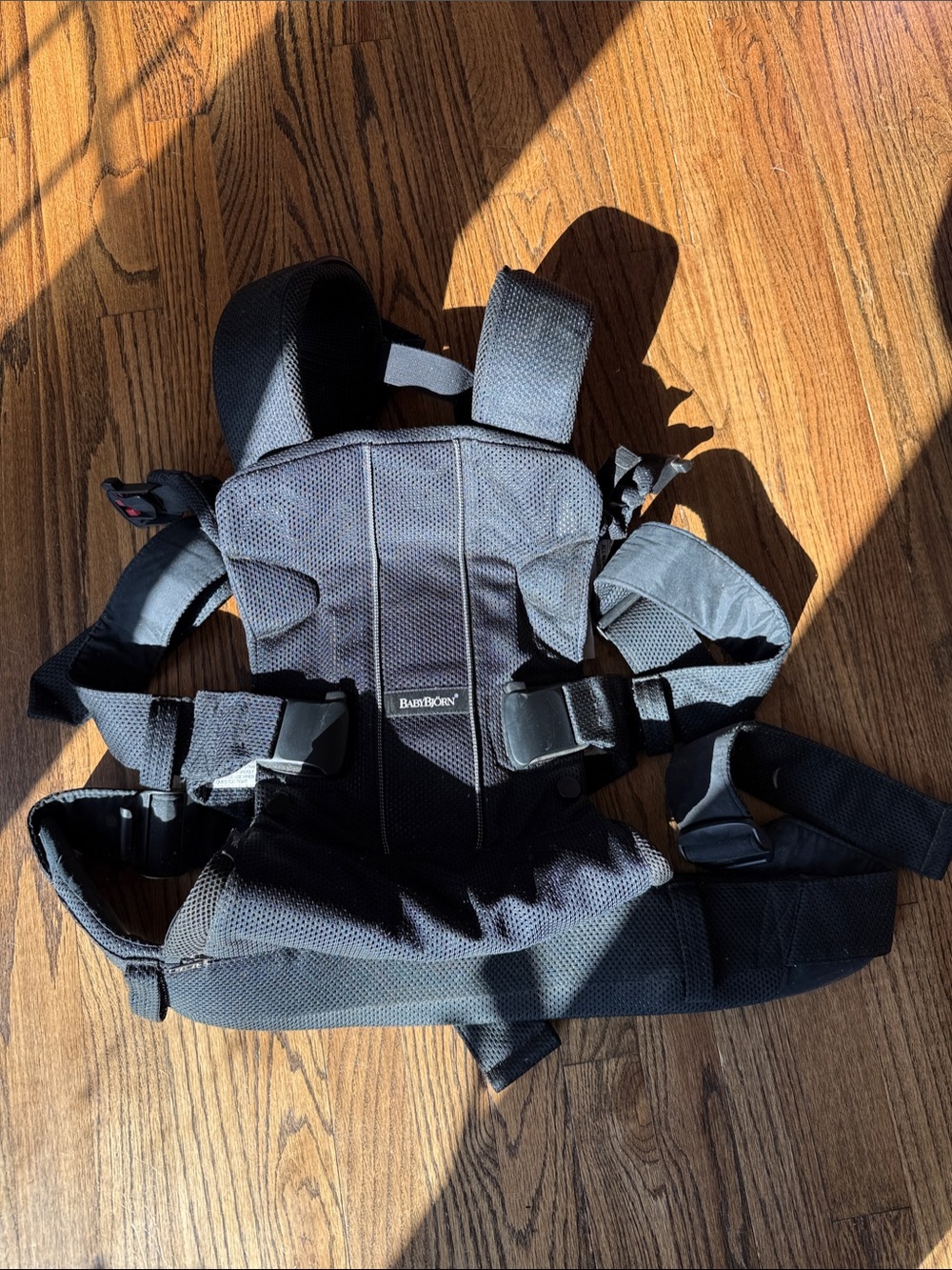 BabyBjorn - Picture 1 of 3